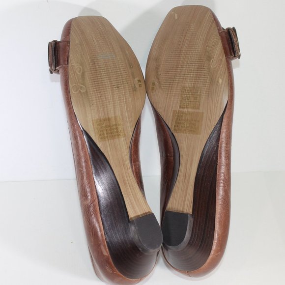 JESSICA SIMPSON Brown Distressed Leather Wedge 7 - Picture 8 of 9